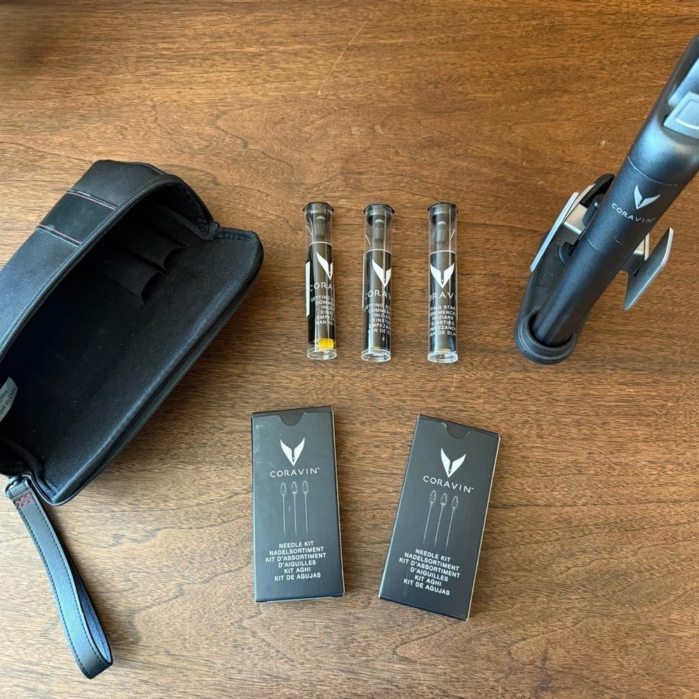 Coravin Model 2 Elite Pro (Limited Edition) with Accessories